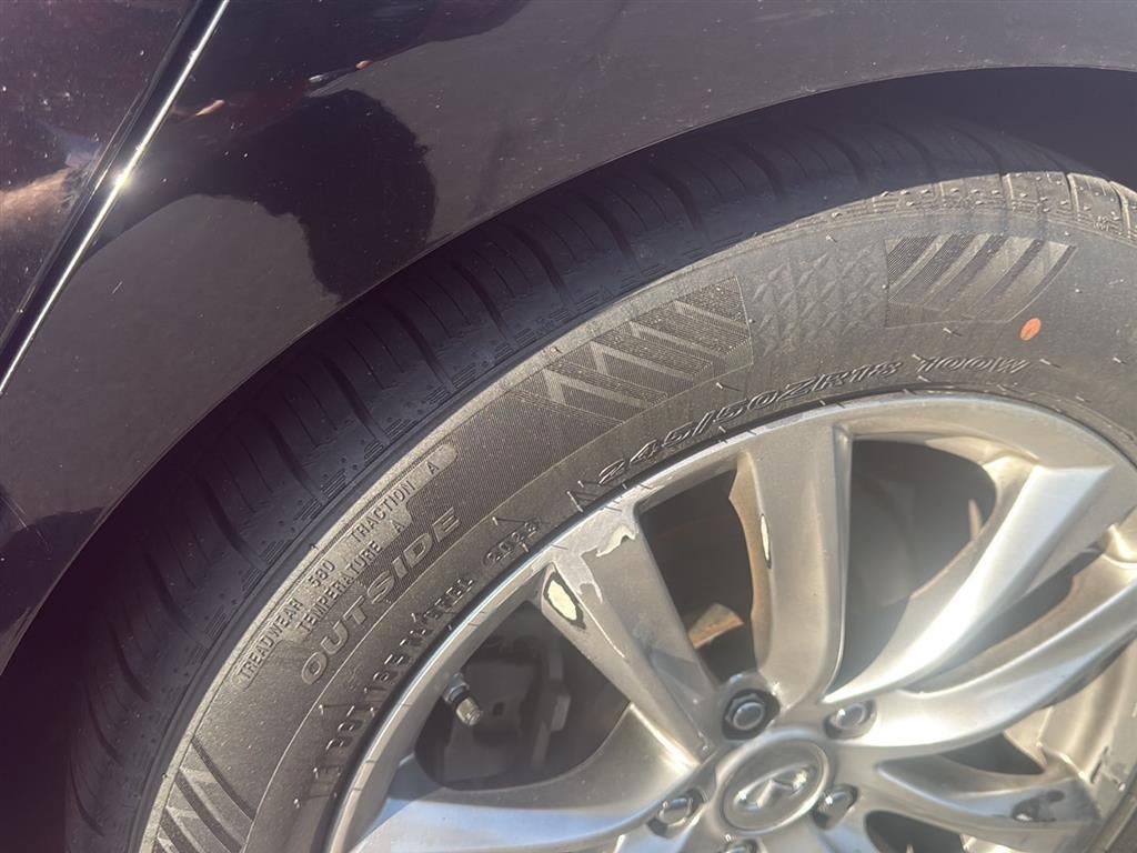 2018 INFINITI Q70 3.7 LUXE