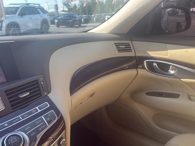 2018 INFINITI Q70 3.7 LUXE
