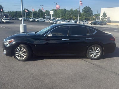 2018 INFINITI Q70 3.7 LUXE