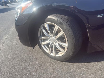 2018 INFINITI Q70 3.7 LUXE