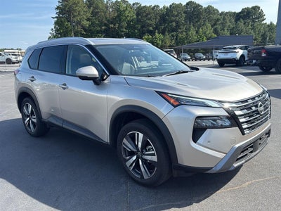 2025 Nissan Rogue SL