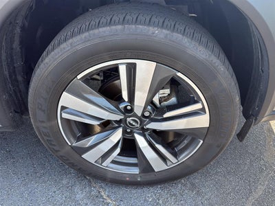 2025 Nissan Rogue SL