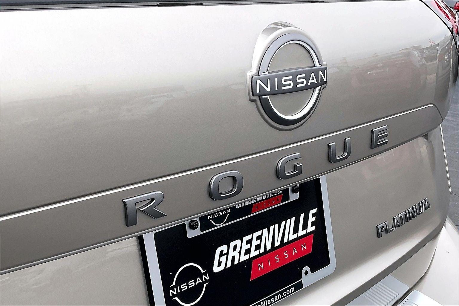 2025 Nissan Rogue Platinum