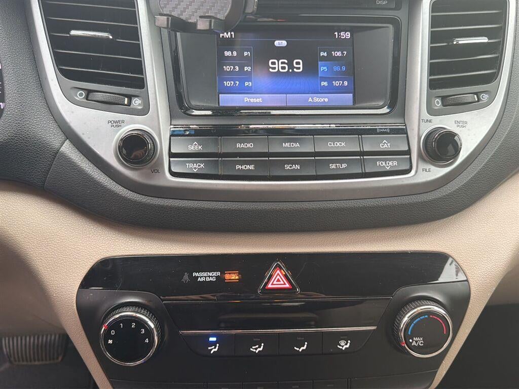 2017 Hyundai Tucson SE
