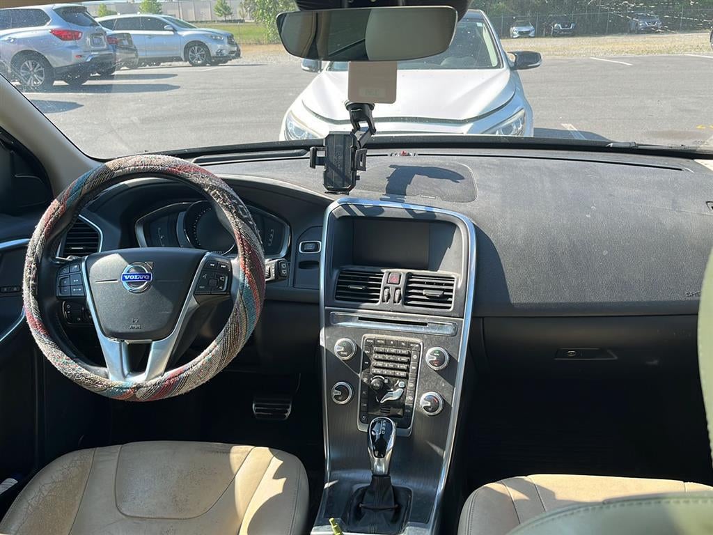 2016 Volvo XC60 T5 DRIVE-E PLATIN