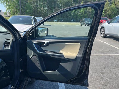 2016 Volvo XC60 T5 DRIVE-E PLATIN