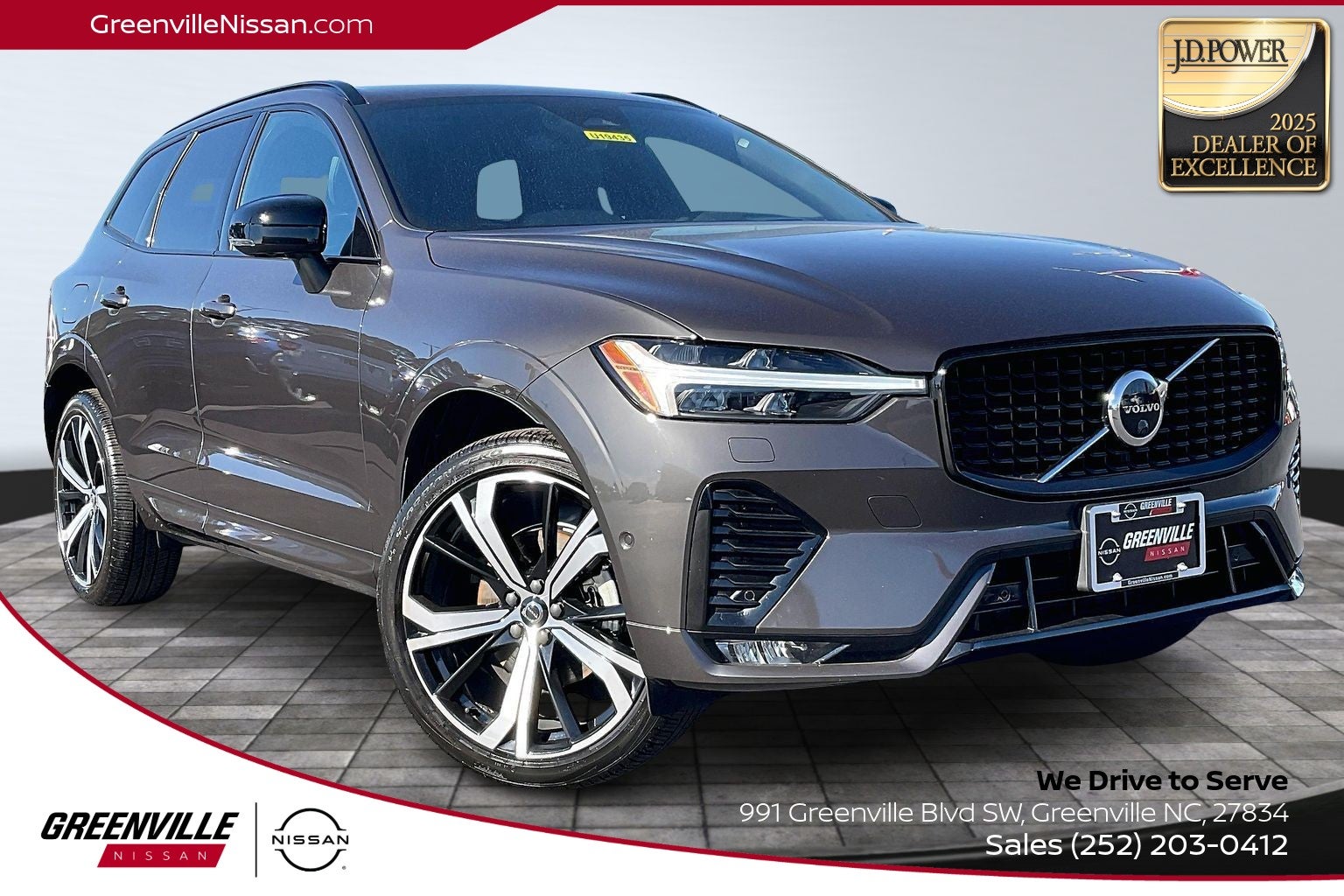 2022 Volvo XC60 R-Design