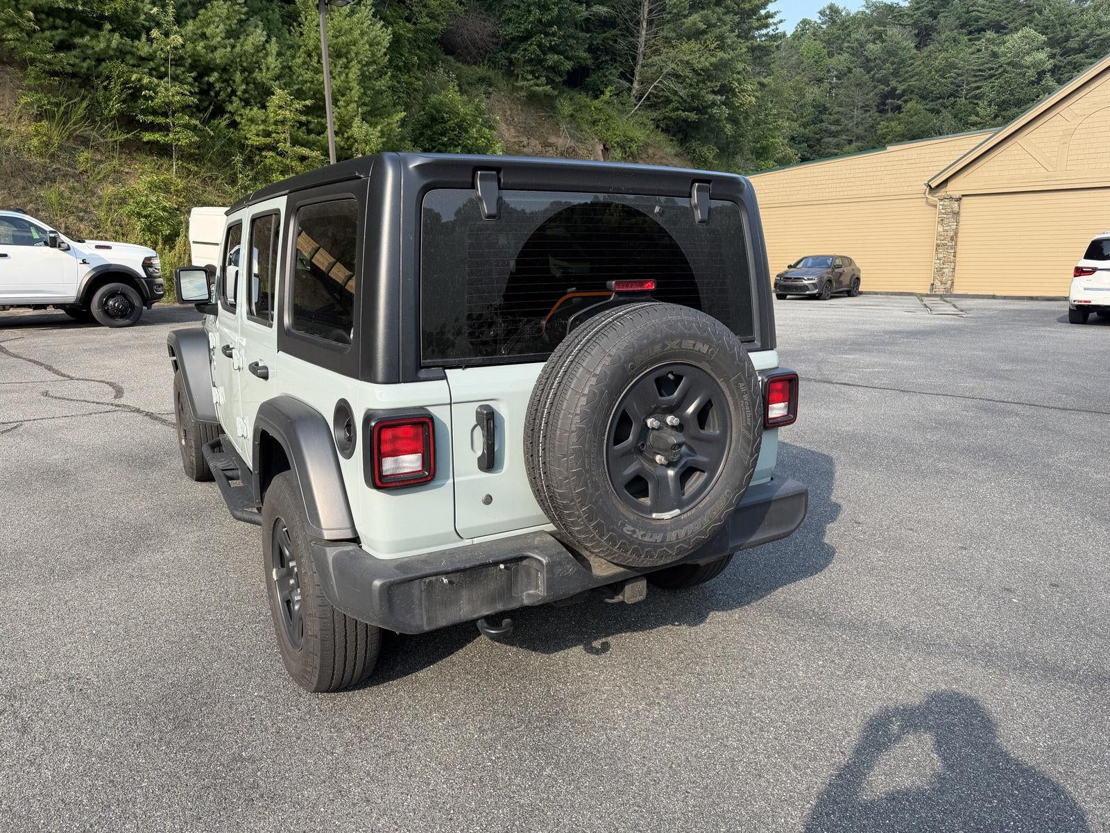 2024 Jeep Wrangler Sport