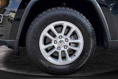 2019 Jeep Grand Cherokee Laredo E