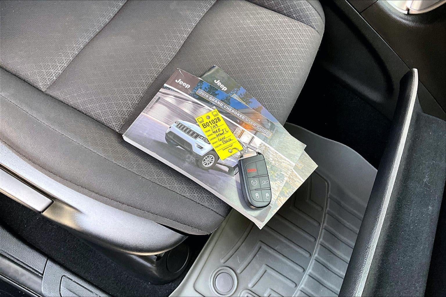 2019 Jeep Grand Cherokee Laredo E