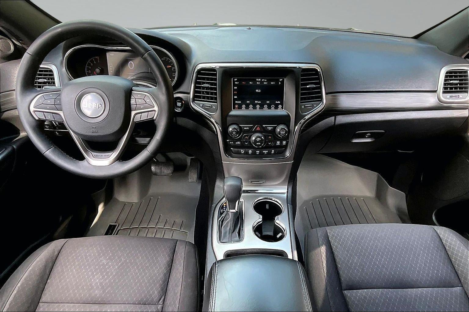 2019 Jeep Grand Cherokee Laredo E