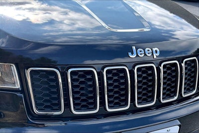 2019 Jeep Grand Cherokee Laredo E