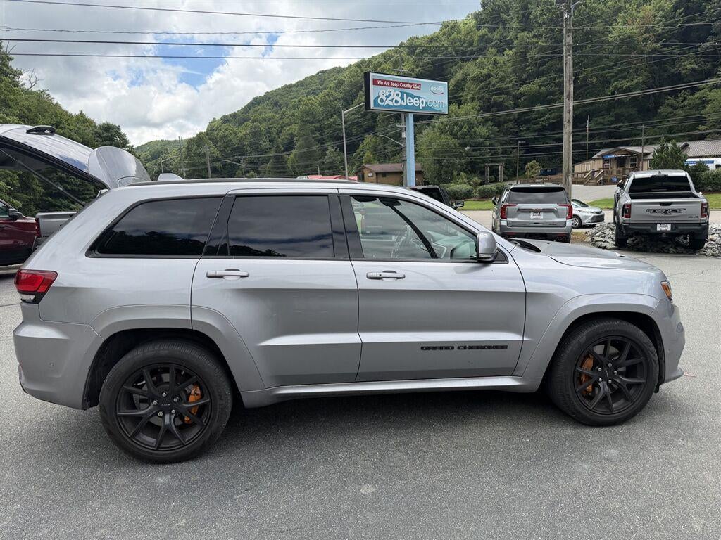 2018 Jeep GRAND CHEROKEE SRT