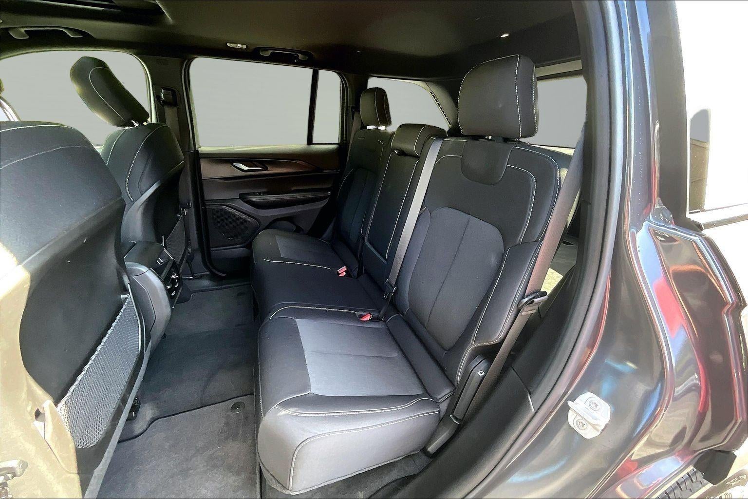 2025 Jeep Grand Cherokee Laredo X