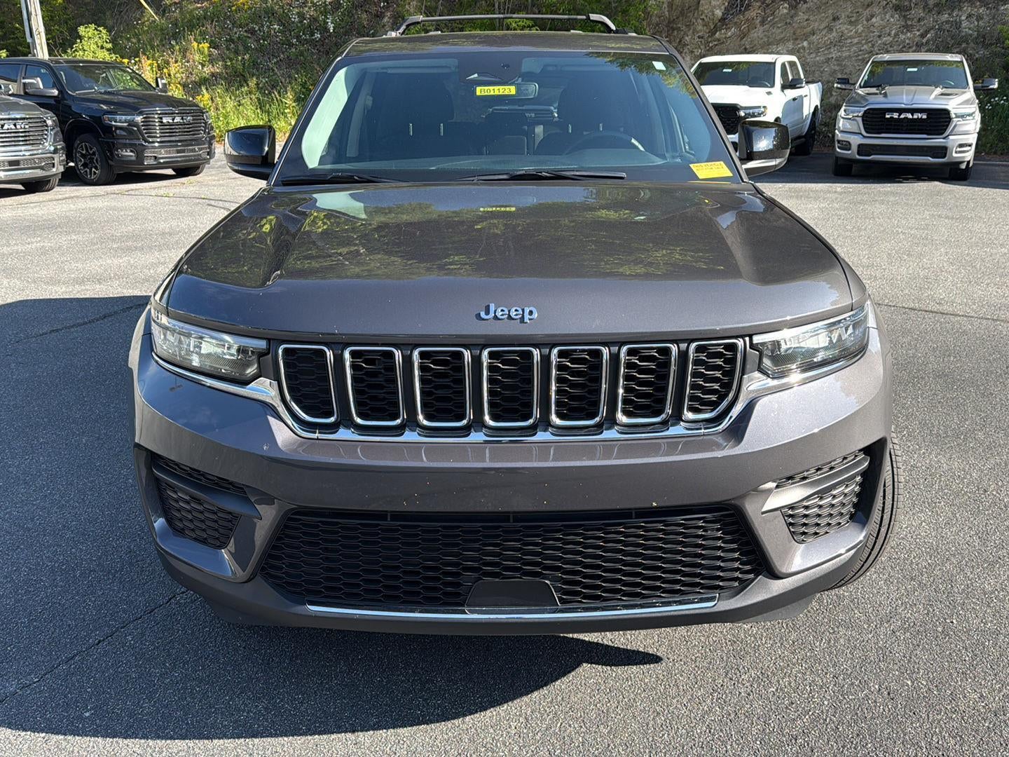 2024 Jeep Grand Cherokee Laredo X