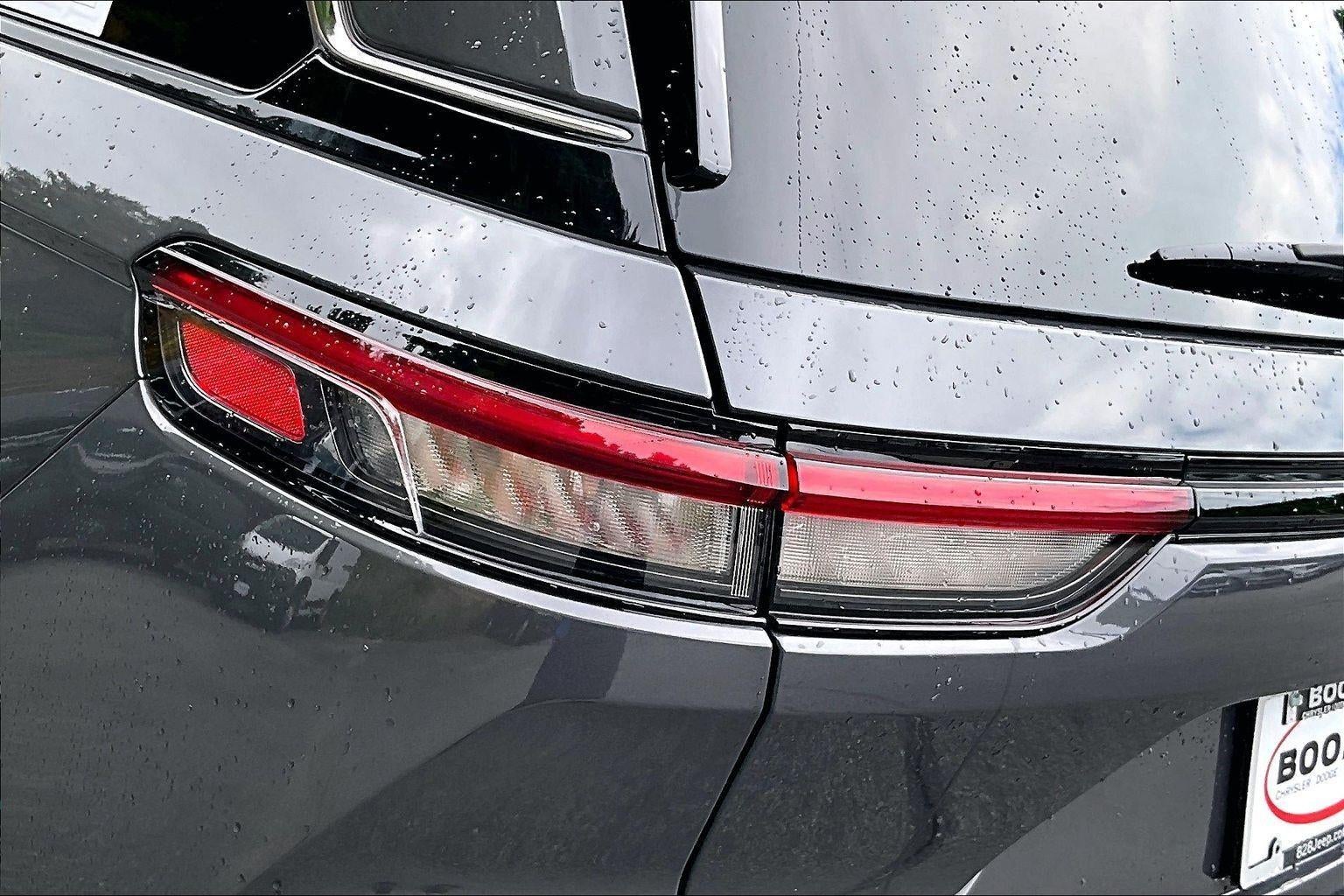 2024 Jeep Grand Cherokee Laredo X