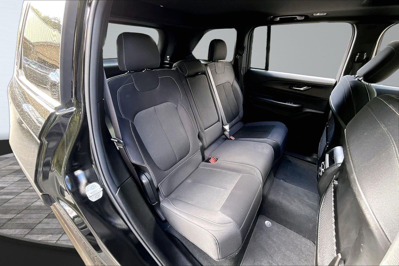 2024 Jeep Grand Cherokee Laredo X
