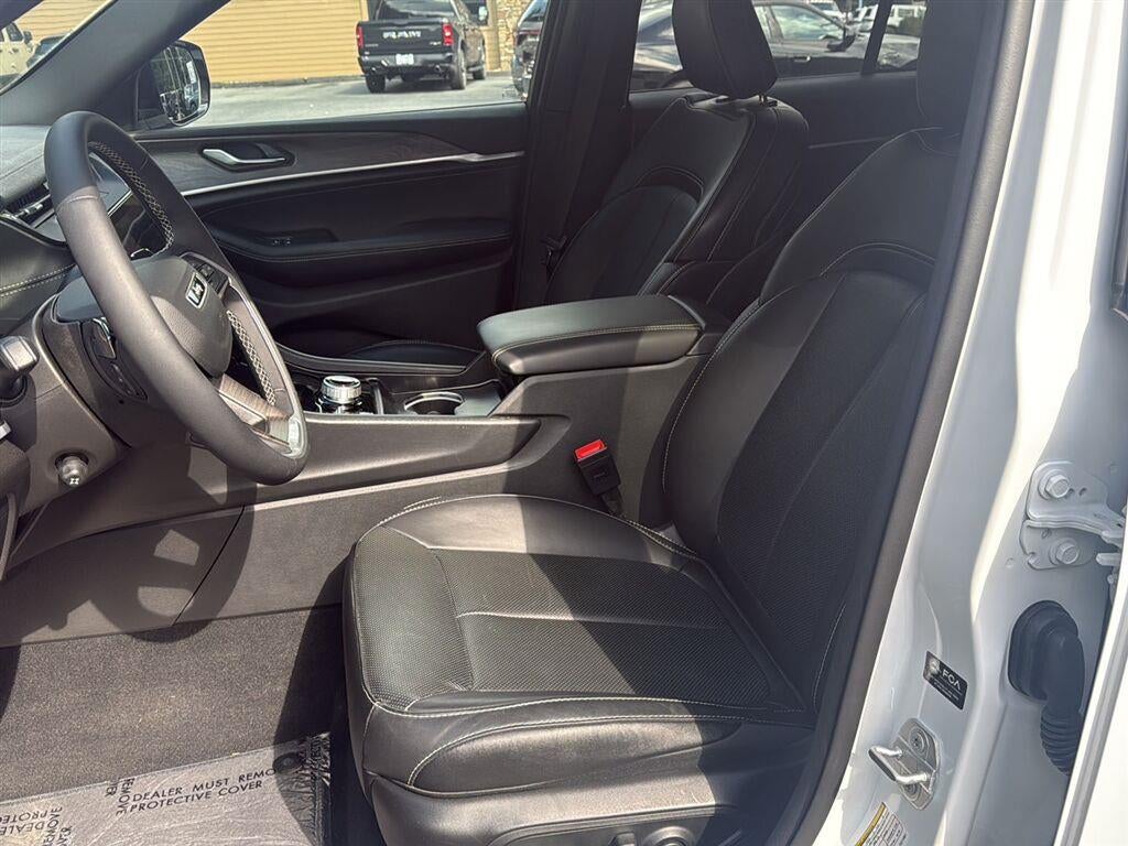 2026 Jeep Grand Cherokee Limited Reserve