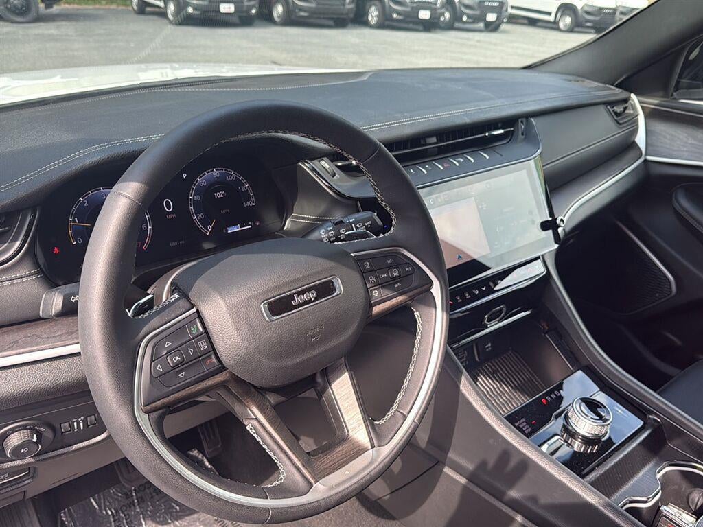 2026 Jeep Grand Cherokee Limited Reserve
