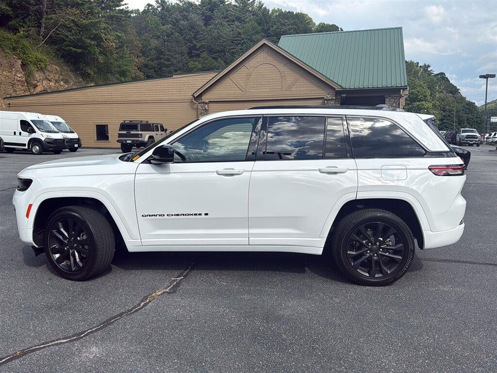 2026 Jeep Grand Cherokee Limited Reserve