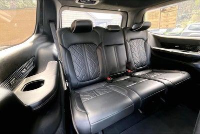 2022 Jeep Grand Wagoneer Series III