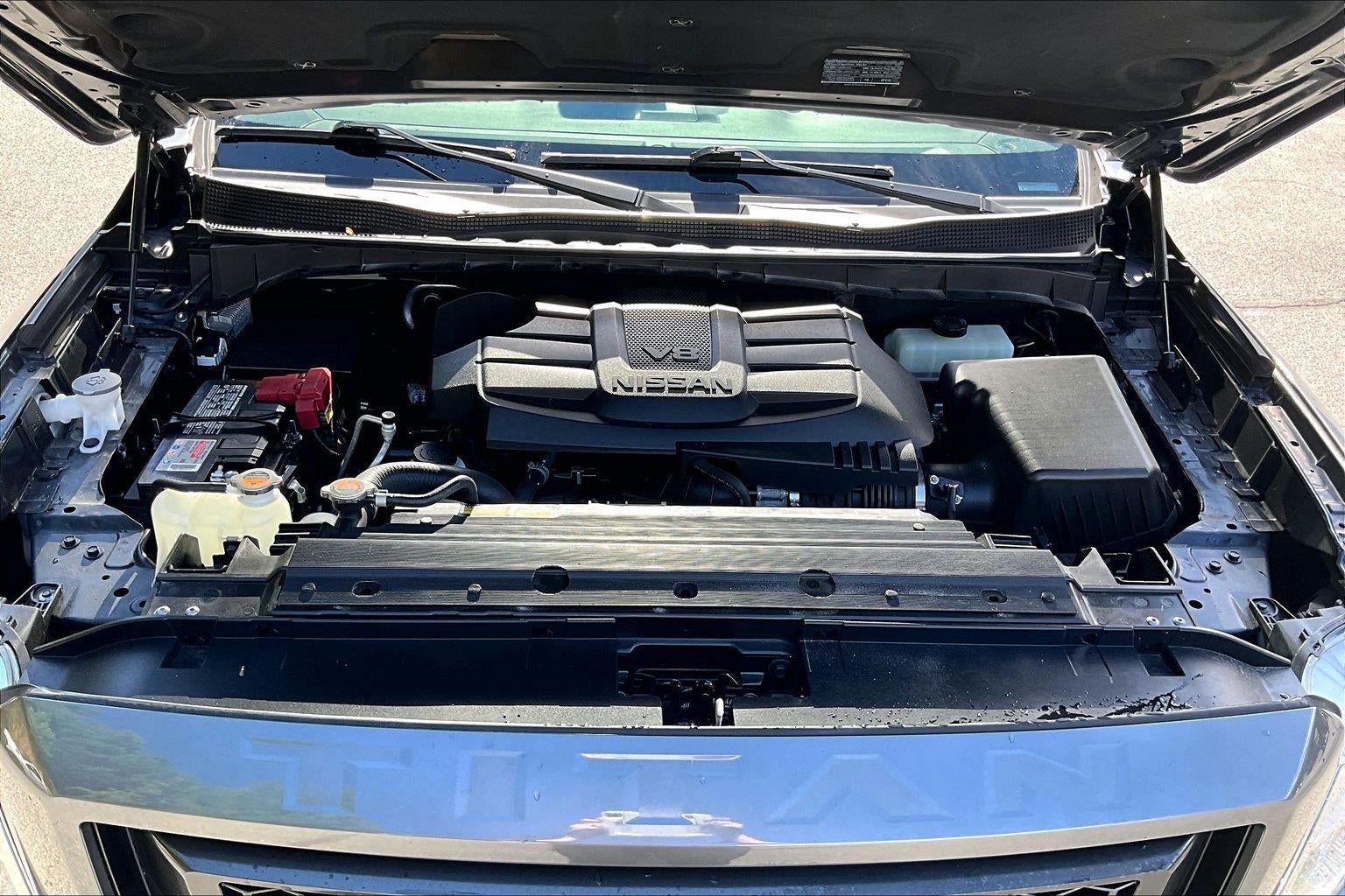 2024 Nissan Titan SV