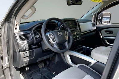 2024 Nissan Titan SV