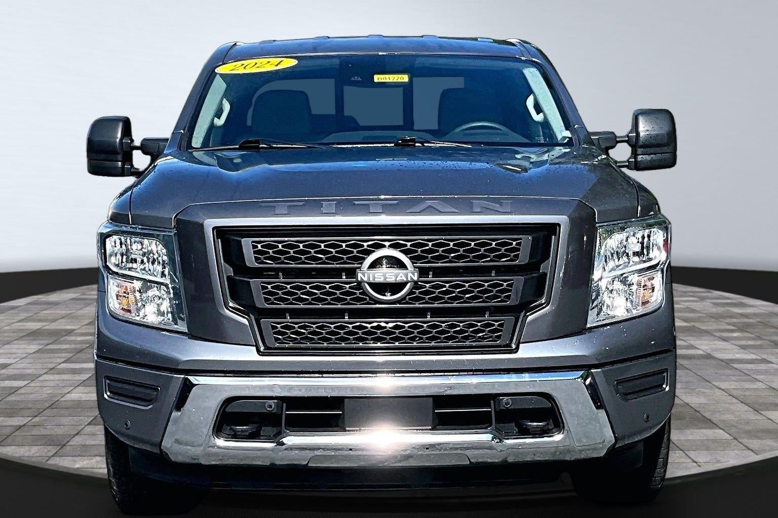 2024 Nissan Titan SV