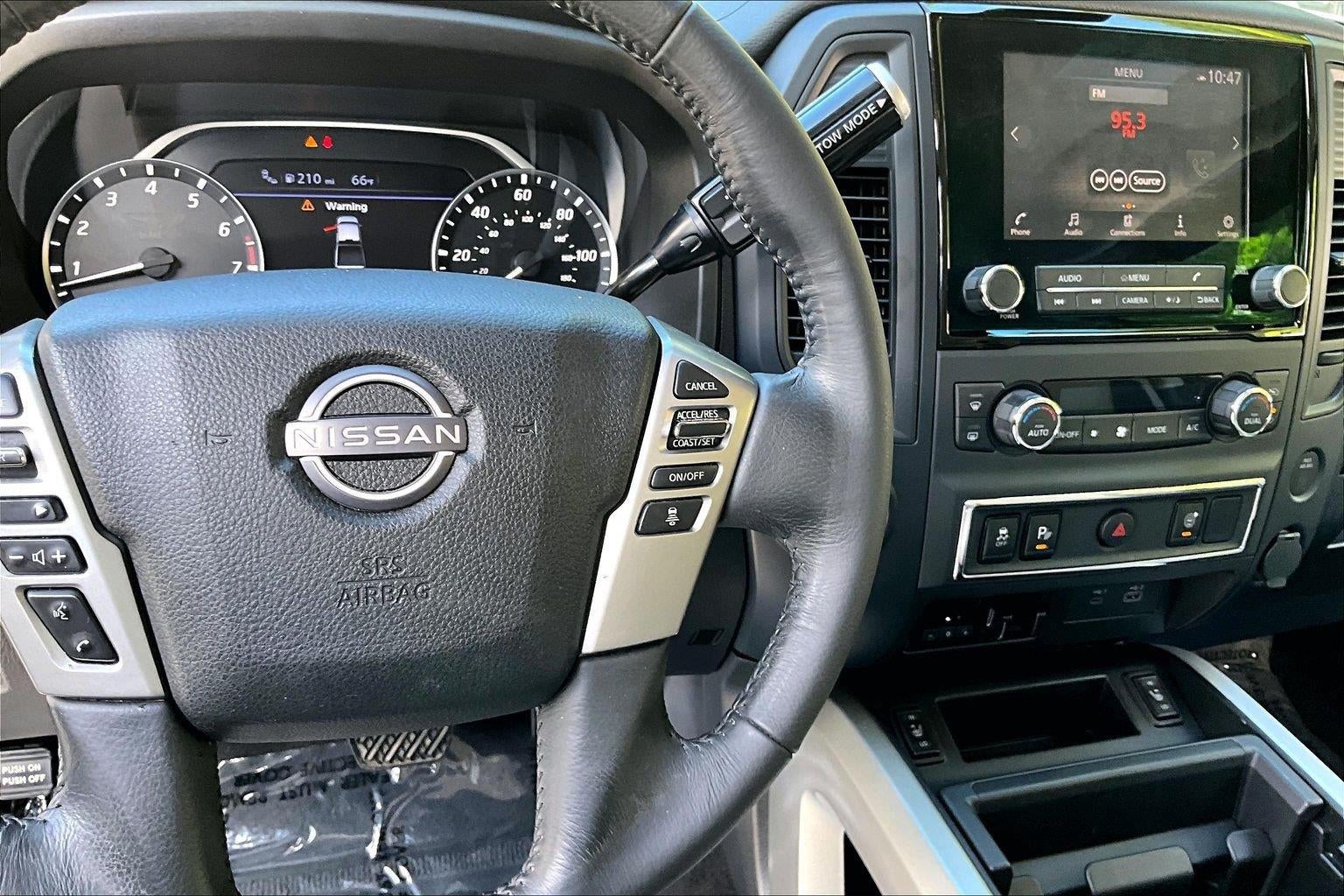 2024 Nissan Titan SV
