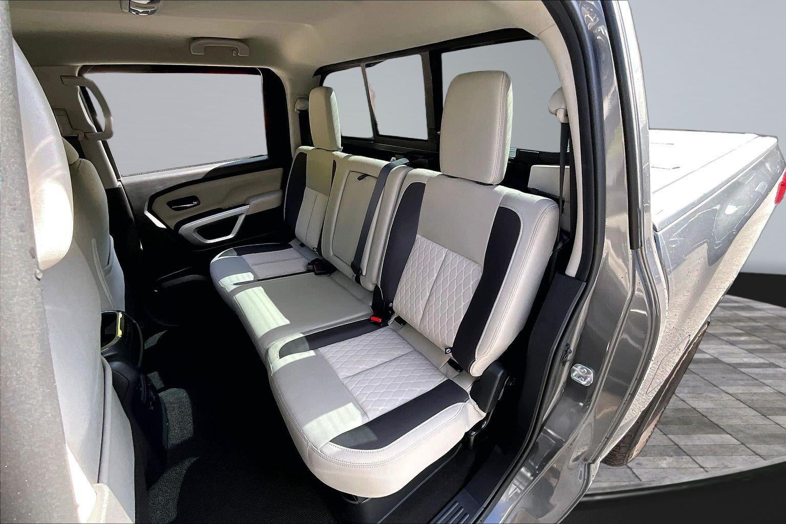 2024 Nissan Titan SV
