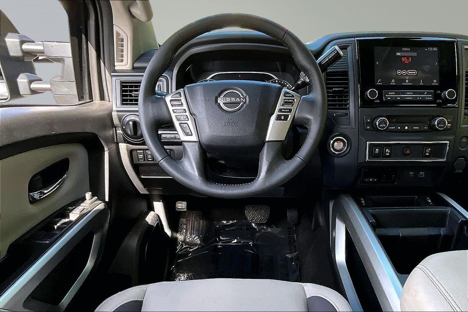 2024 Nissan Titan SV