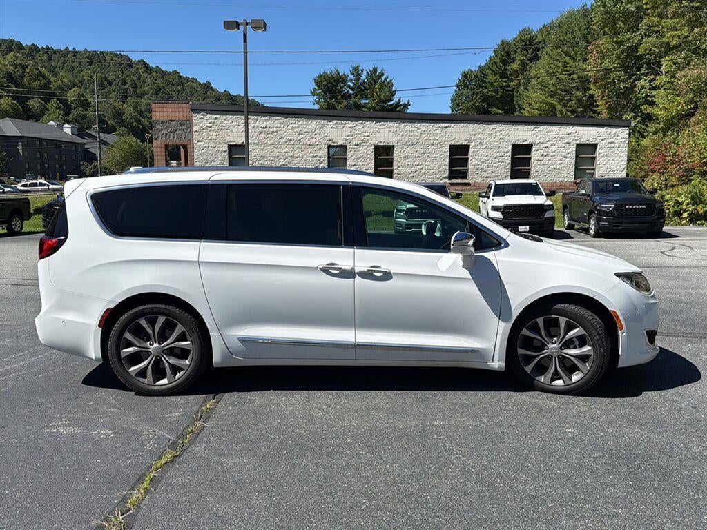 2019 Chrysler Pacifica Limited
