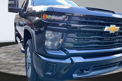 2024 Chevrolet Silverado 2500Hd Custom