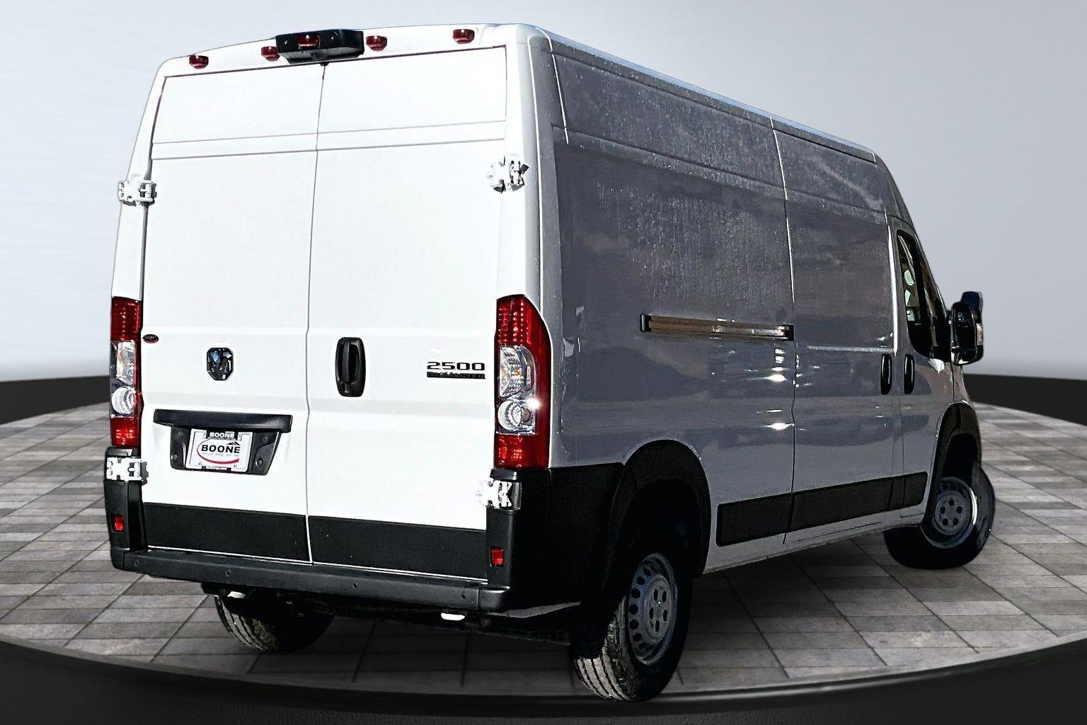 2025 RAM ProMaster Cargo Van Tradesman