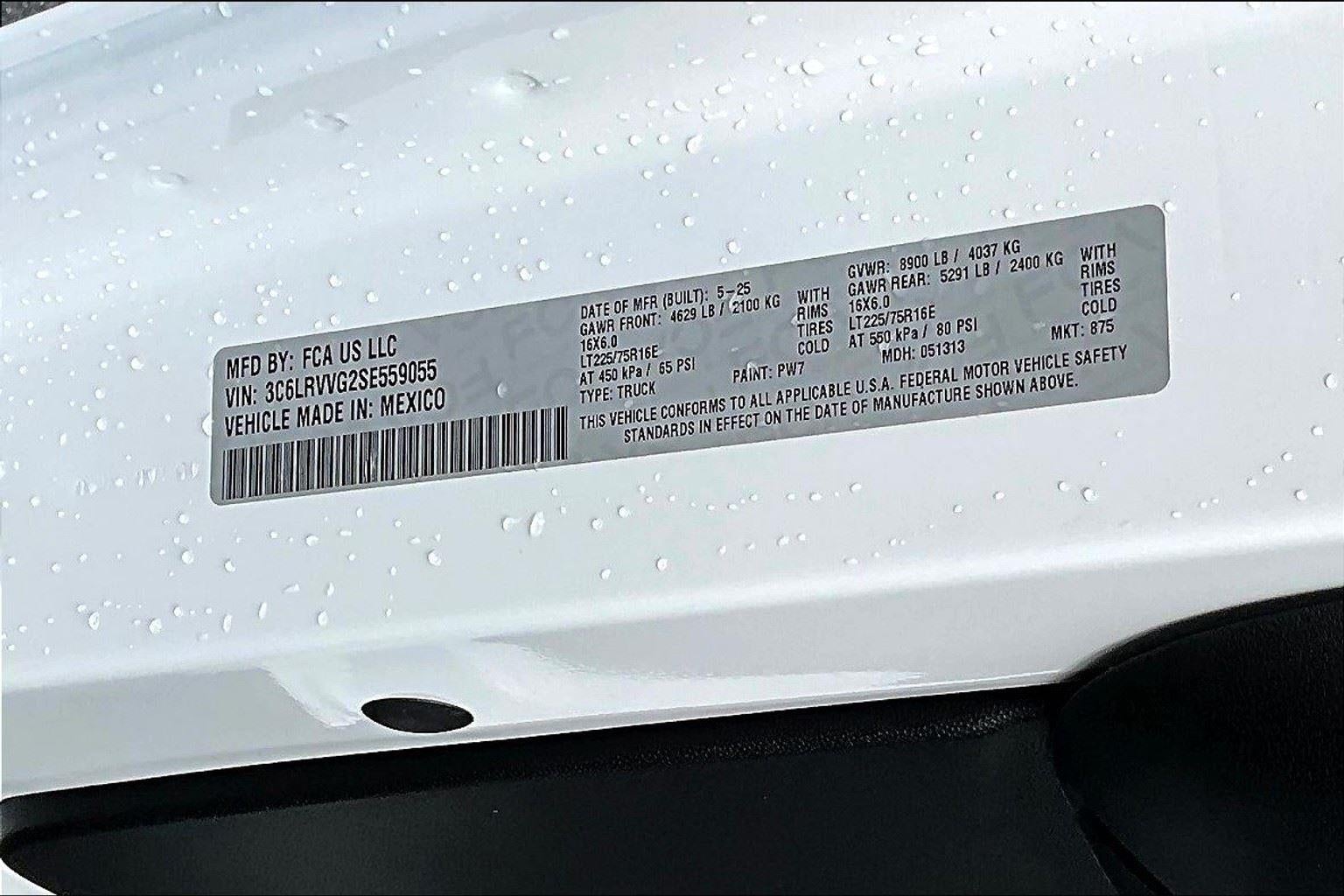 2025 RAM ProMaster Cargo Van Tradesman