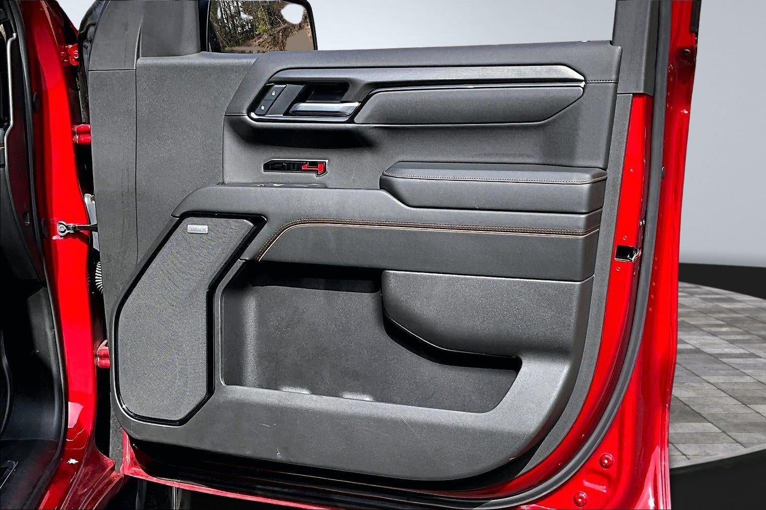 2025 GMC Sierra 1500 AT4