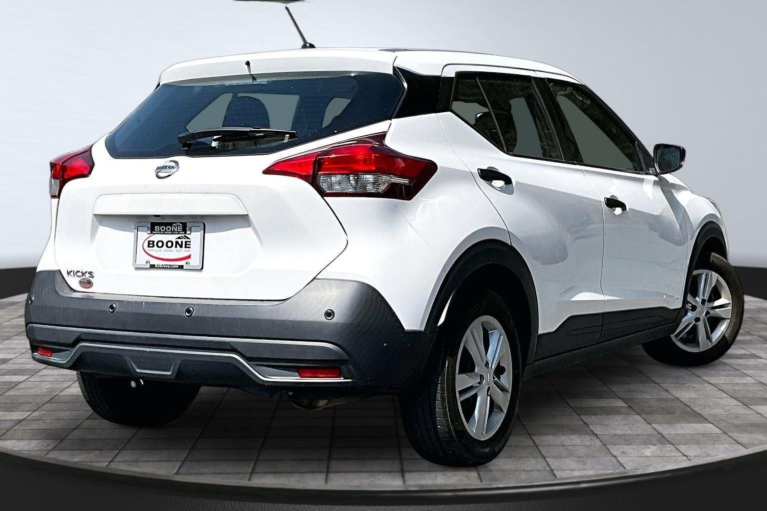 2020 Nissan Kicks S