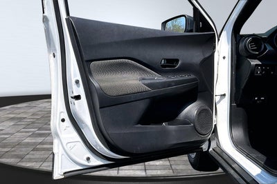 2020 Nissan Kicks S