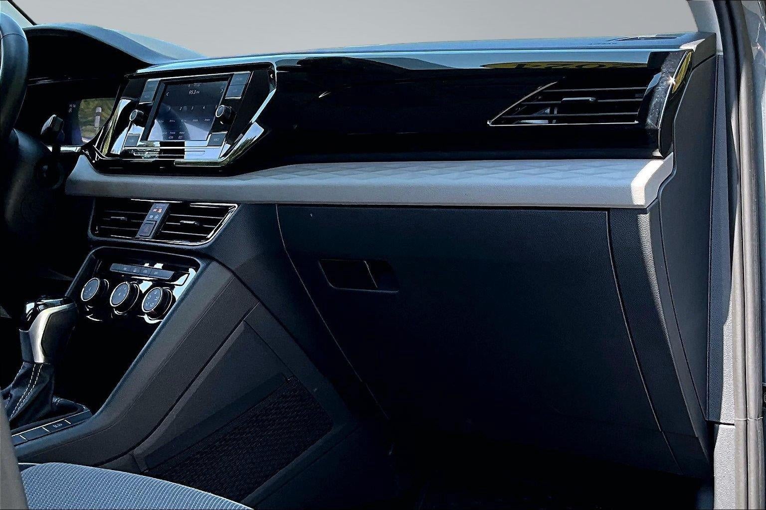 2024 Volkswagen Taos S