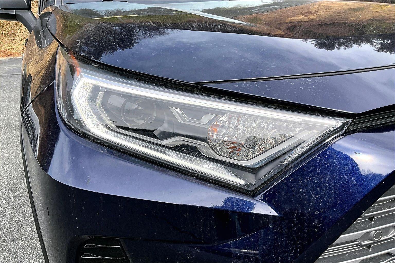 2020 Toyota RAV4 Hybrid XSE