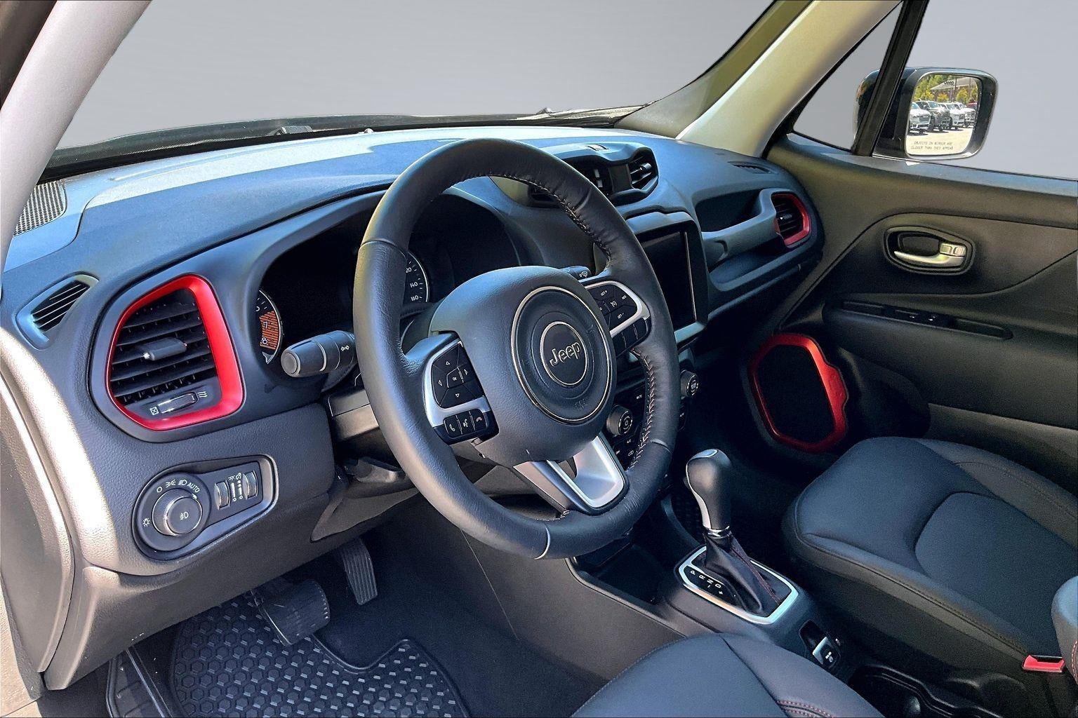 2023 Jeep Renegade Trailhawk