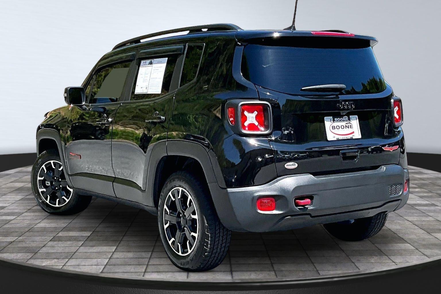 2023 Jeep Renegade Trailhawk