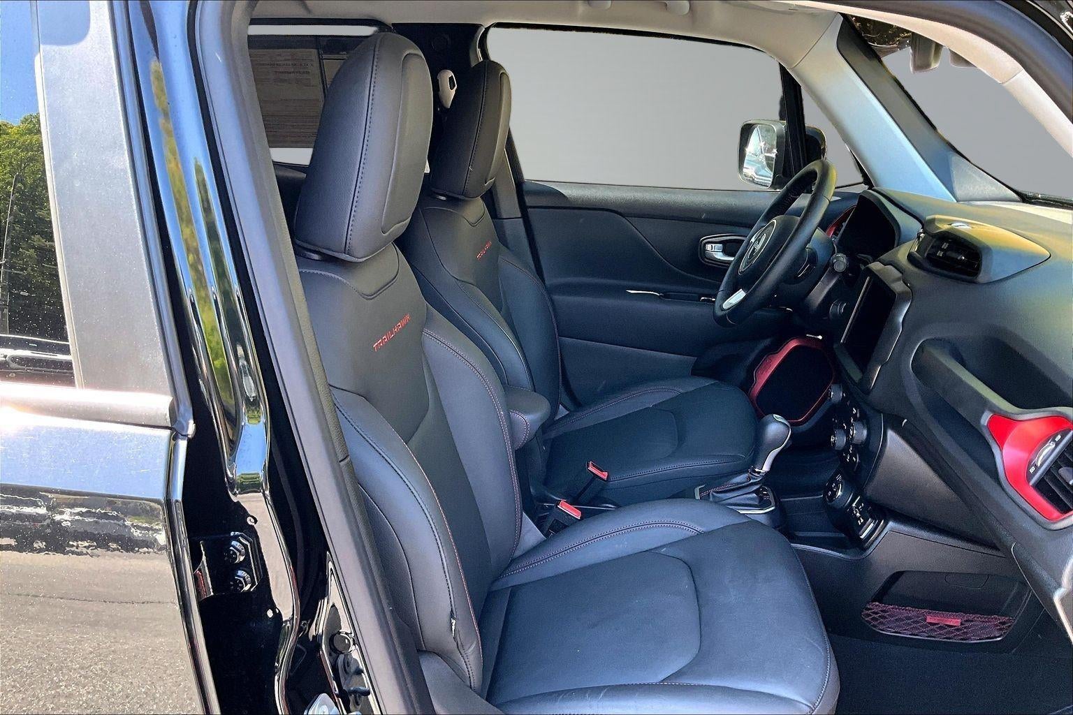 2023 Jeep Renegade Trailhawk