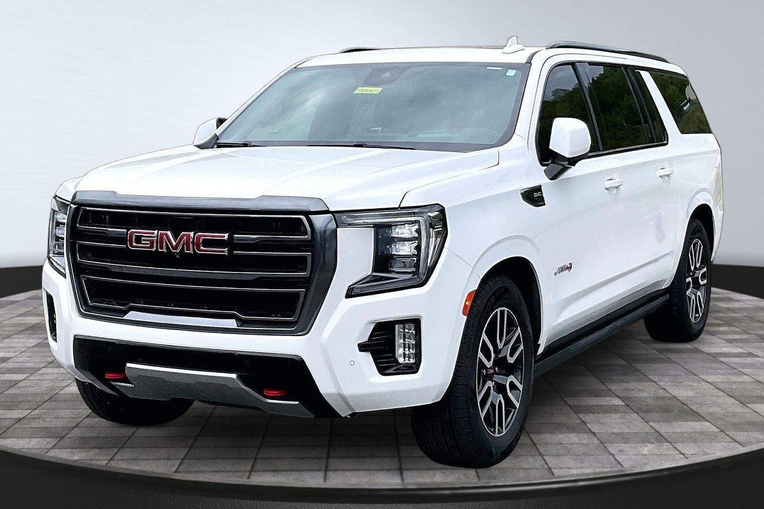 2023 GMC Yukon XL AT4