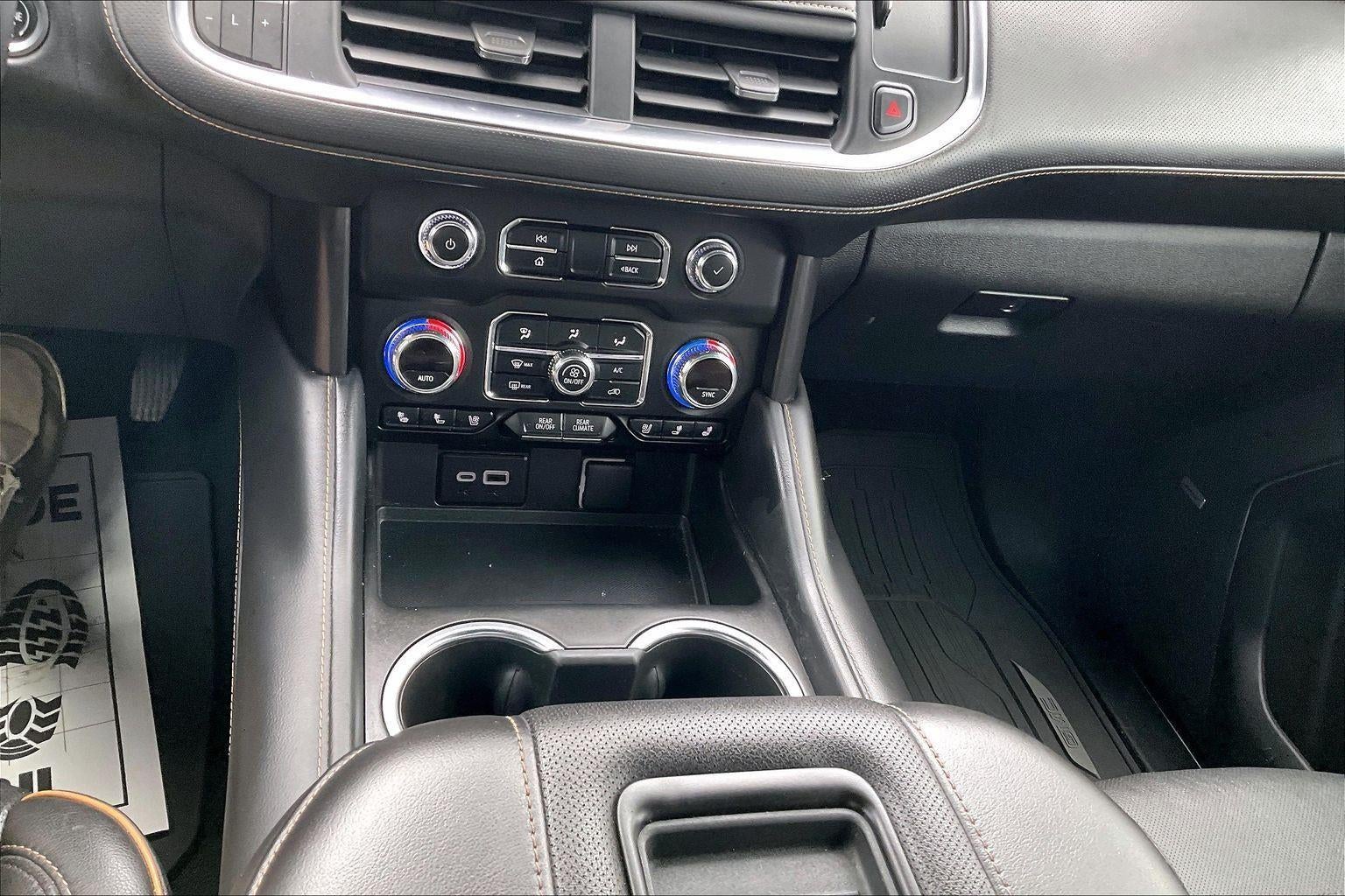 2023 GMC Yukon XL AT4