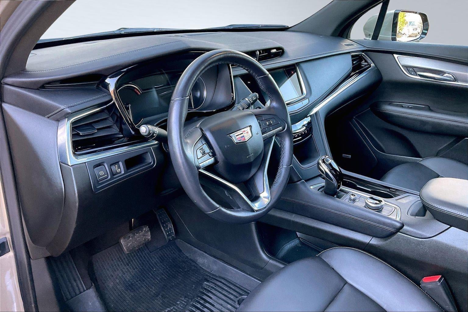 2023 Cadillac XT6 FWD Luxury