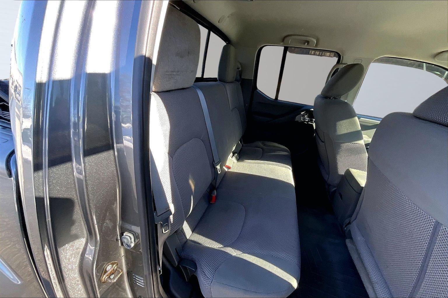 2016 Nissan FRONTIER SV