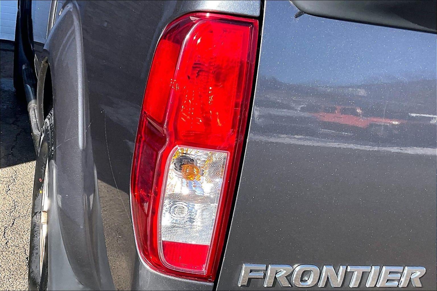 2016 Nissan FRONTIER SV