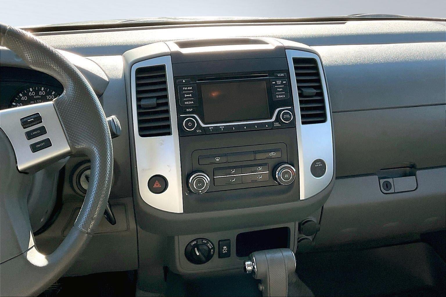 2016 Nissan FRONTIER SV