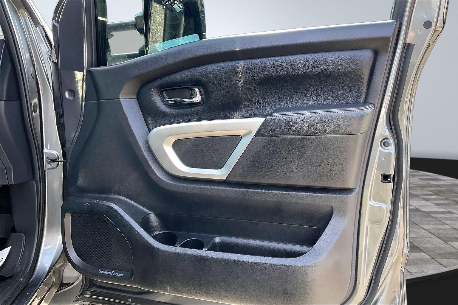 2016 Nissan Titan XD SL